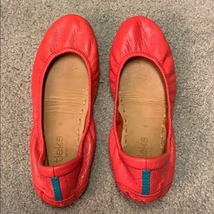 Limited Edition Poppy Tieks